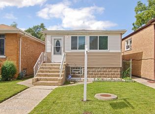 7424 W 63rd Pl, Summit, IL 60501