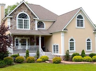 161 Gardnertown Rd, Newburgh, NY 12550