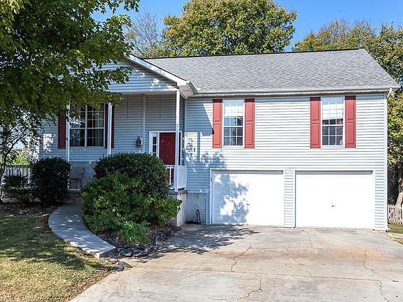 2nd image of 1532 NW Carrie Belle Dr
