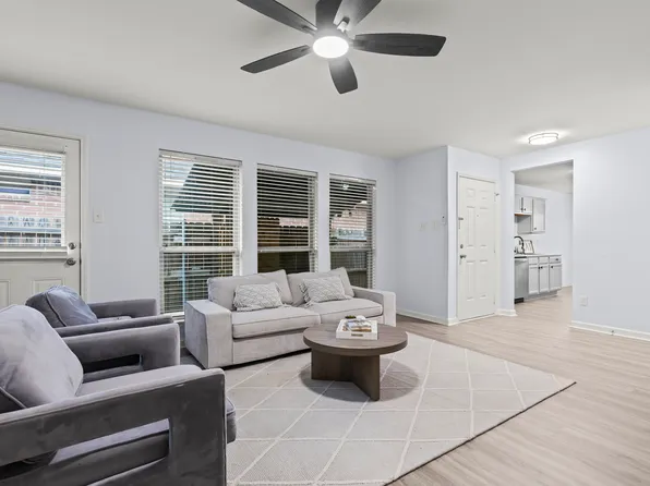 3028 Casa Bella Dr, Arlington, TX 76010