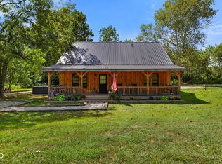 5618 Hoover Rd, Nashville, IN 47448