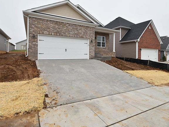 2nd image of 618 Lucille Dr