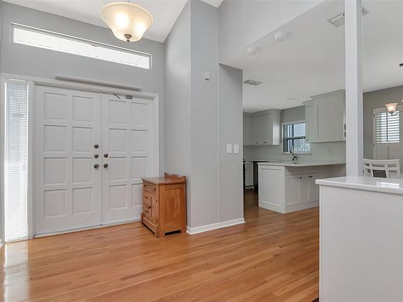 2nd image of 11504 Cerca Del Rio Pl