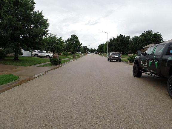 5th image of 3916 Parkhaven Dr