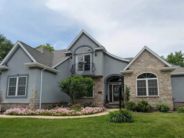 1114 Gleneagle Dr, Mishawaka, IN 46545