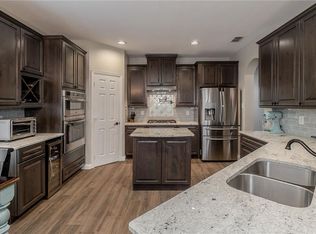 5208 Hollow Knoll Dr, McKinney, TX 75071