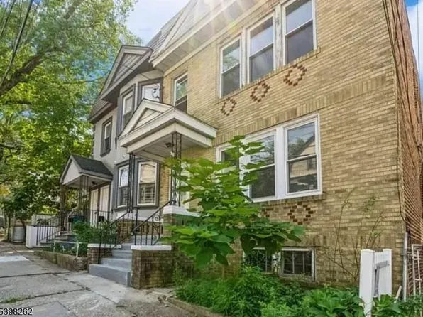 11 Montrose Ter Floor 2, Irvington, NJ 07111