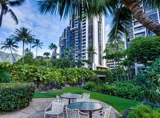521 Hahaione St APT 216F, Honolulu, HI 96825