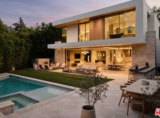 740 Warner Ave, Los Angeles, CA 90024