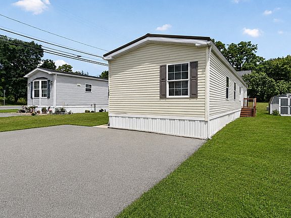 Exterior Image-3-Eagle River 104 Cross Keys Village