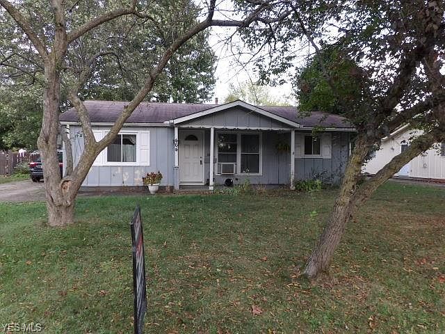 1st image of 464 Walnut Dr