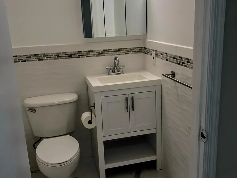 6613 Lincoln Pl #1 — Photo 4