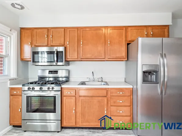 3705 Midheights Rd, Baltimore, MD 21215