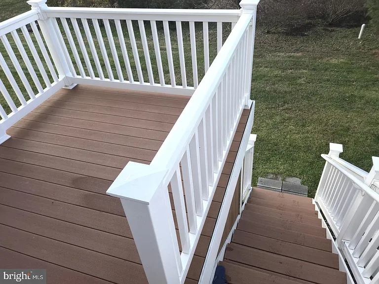 1309 Madison Ln — Photo 21