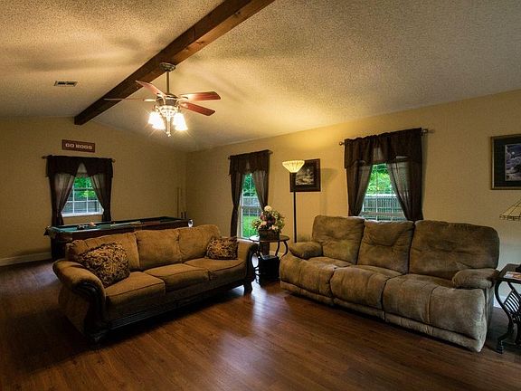 4th image of 3002 W Parkwood Dr