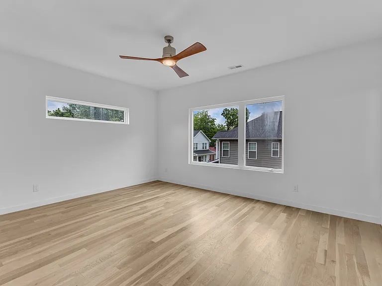 304 S Tarboro St — Photo 33