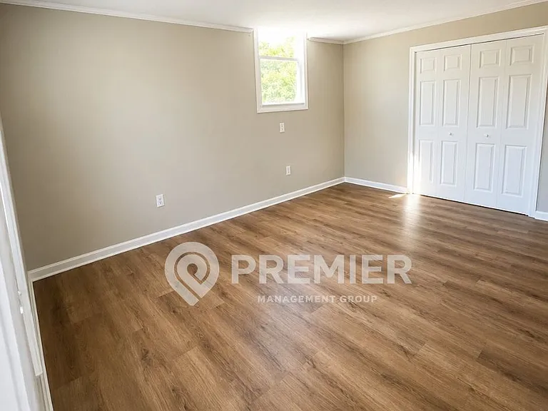302 Malvin St — Photo 6