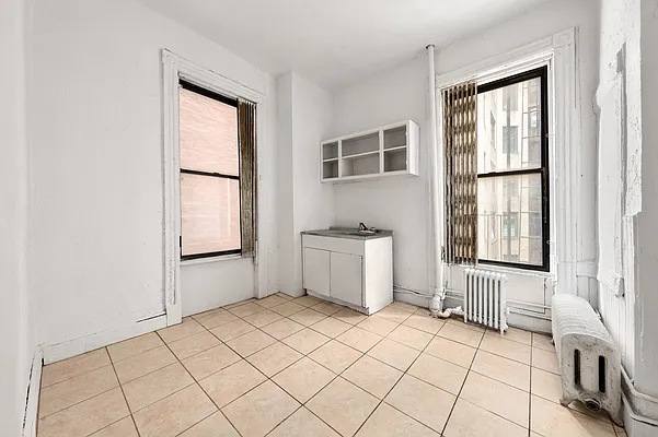 Sold by Compass | media 23