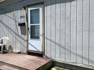 32503 Lydia St, Westland, MI