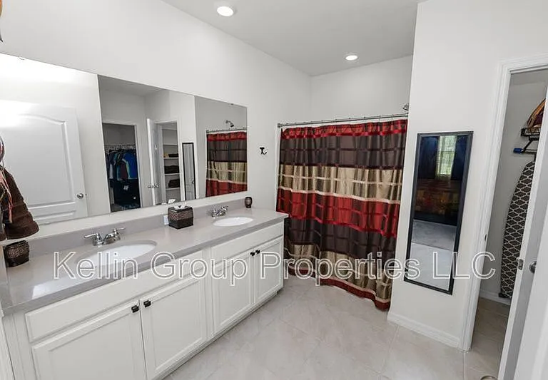 833 Ambleside Dr — Photo 27