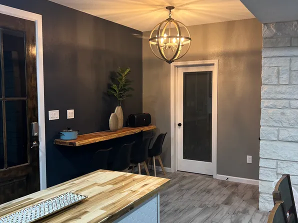 (undisclosed Address), Omaha, TX 75571