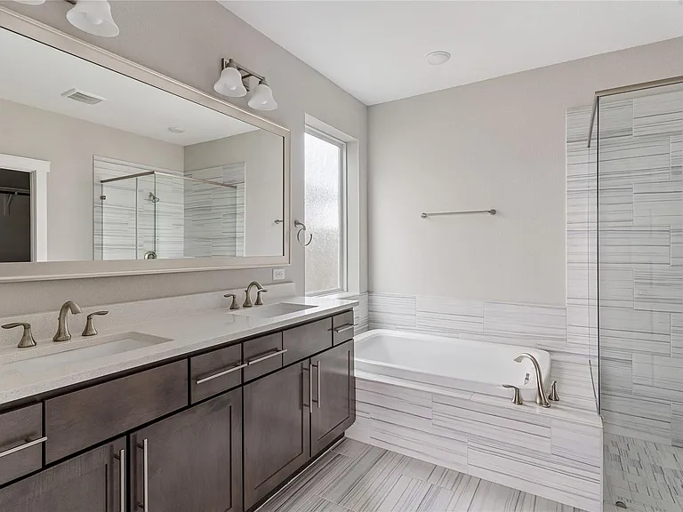 4702 Cold Stream Ct — Photo 8