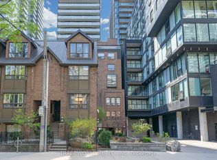 21 Dundonald St, Toronto, ON M4Y 1K3