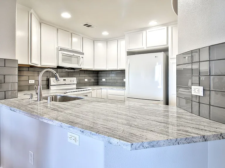 809 Auzerais Ave #308 — Photo 5