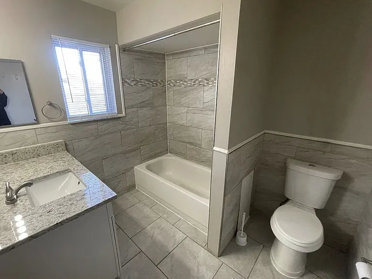 500 E Maplehurst St #205 — Photo 13