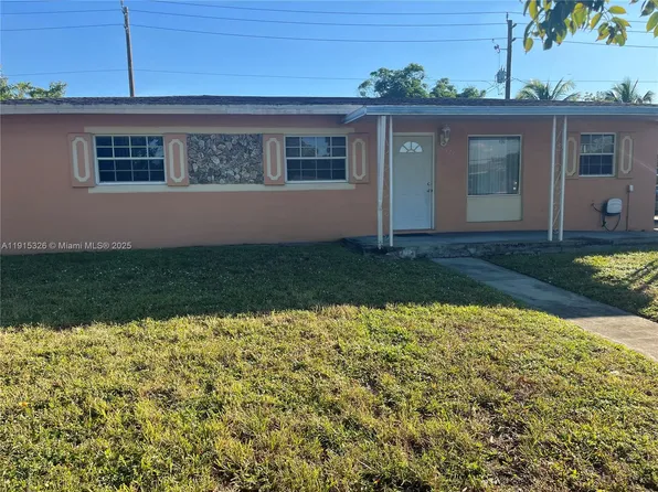 3920 NW 175th St, Miami Gardens, FL 33055