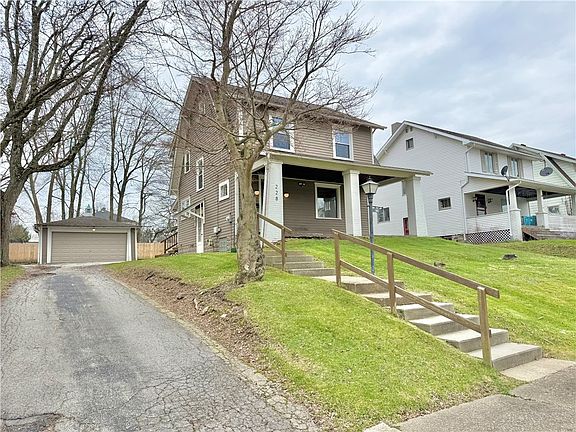 2nd image of 228 E Sheridan Ave