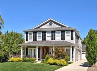 407 E Argonne Dr, Saint Louis, MO