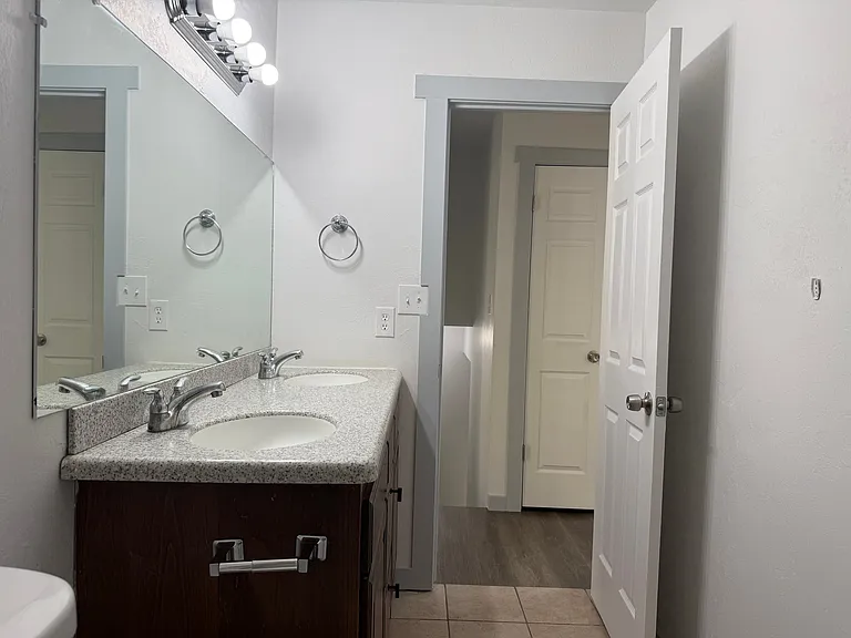 1381 S 1420 E — Photo 15