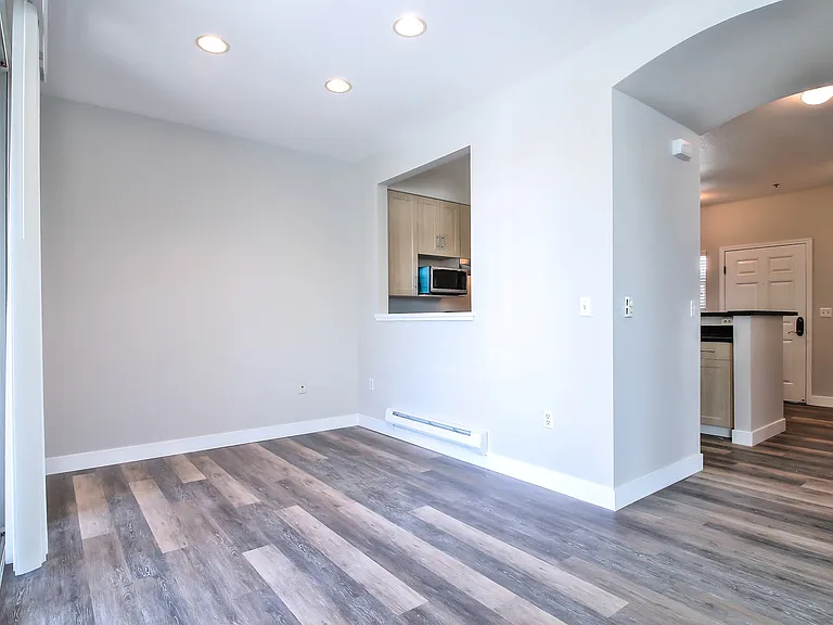 Catalina Luxury Apartments — Photo 41
