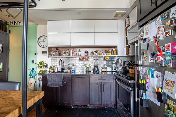 Rented by ERNY LLC | media 8