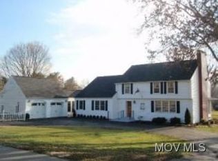 301 Chamberlain Dr, Marietta, OH 45750