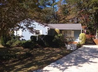 1422 Suterland Rd, Cary, NC 27511