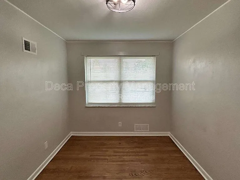10939 Brookings Dr — Photo 10