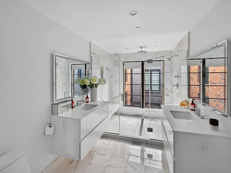 1311 R St NW #1 — Photo 10