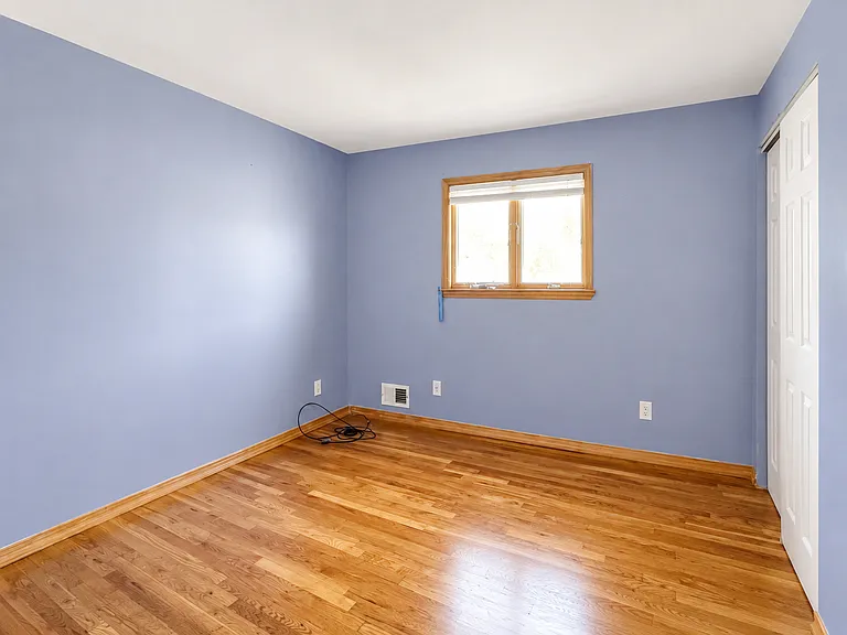 3646 Amboy Rd — Photo 5