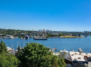 2500 Dexter Ave N APT B, Seattle, WA 98109