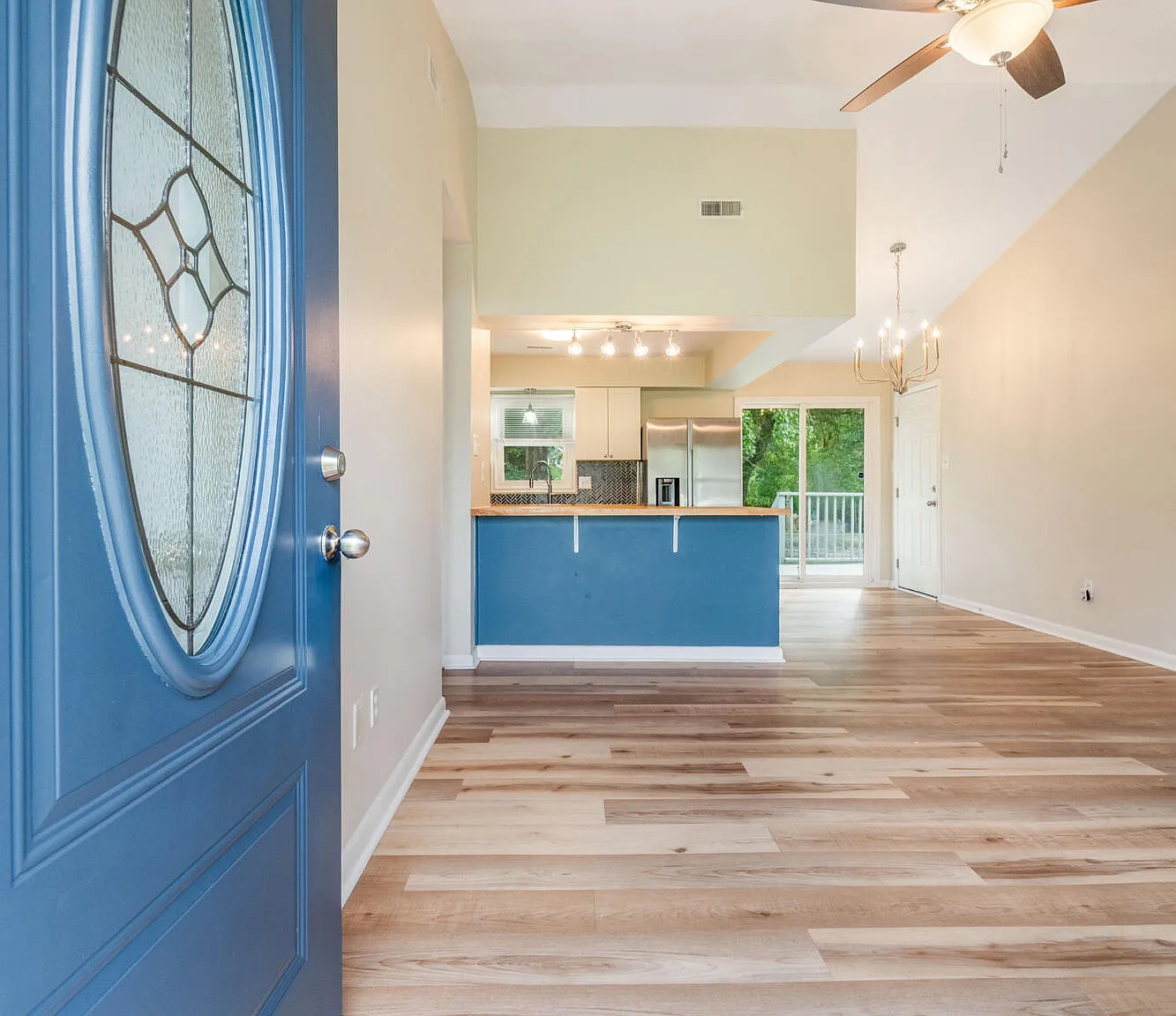 3 bed, 1.0 bath, 1000 sqft, $1,495 — Photo 2