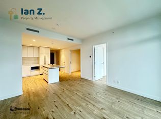 720 Farrow St #803, Coquitlam, BC V3J 0P3