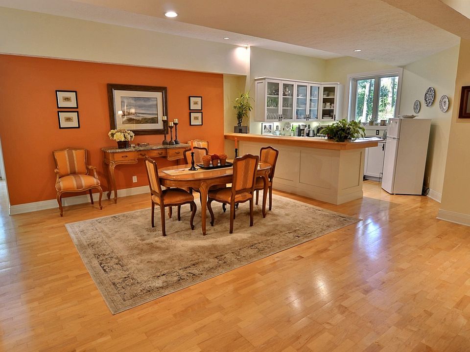 2nd image of 41 Ashcroft Pl