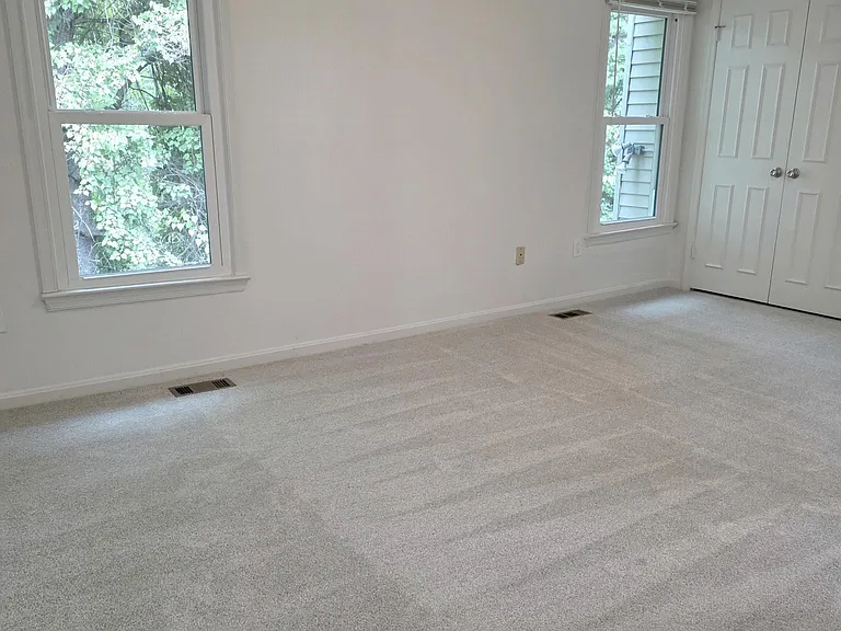 10617 Pine Haven Ter — Photo 12