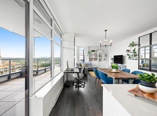188 Agnes St #1801, New Westminster, BC