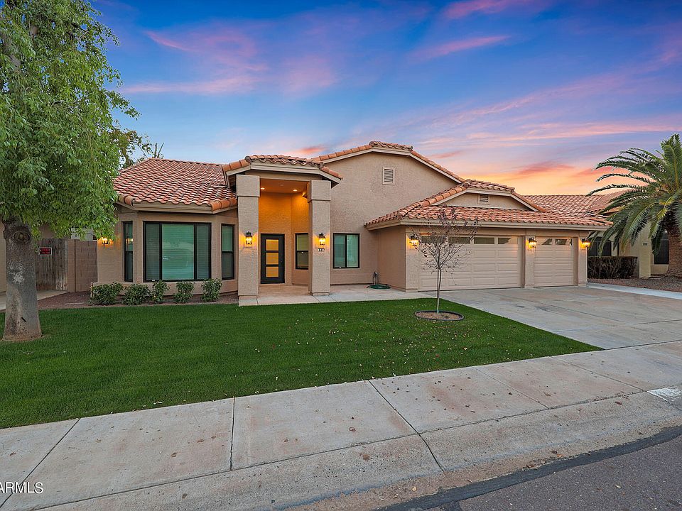 1st image of 3206 N 110TH Avenue