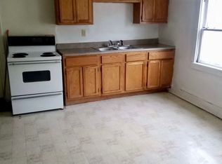 1317 Garden St, Alton, IL 62002