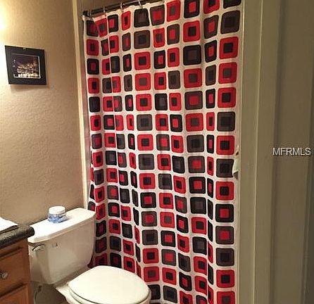 5th image of 415 Lakepointe 303 Dr