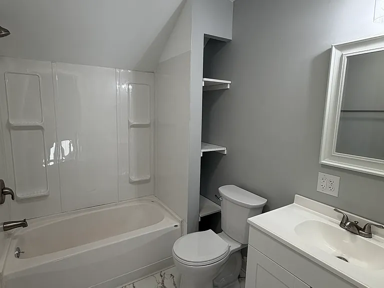 43 N Main St #2 — Photo 3